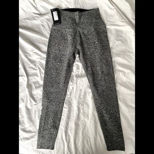 Peloton x beyond yoga legging